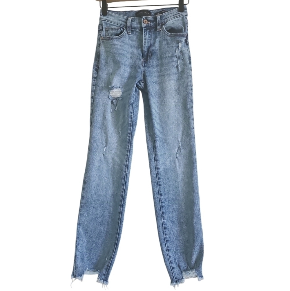 KENDALL & KYLIE DISTRESSED HIGH RISE SLIM STRAIGHT JEANS